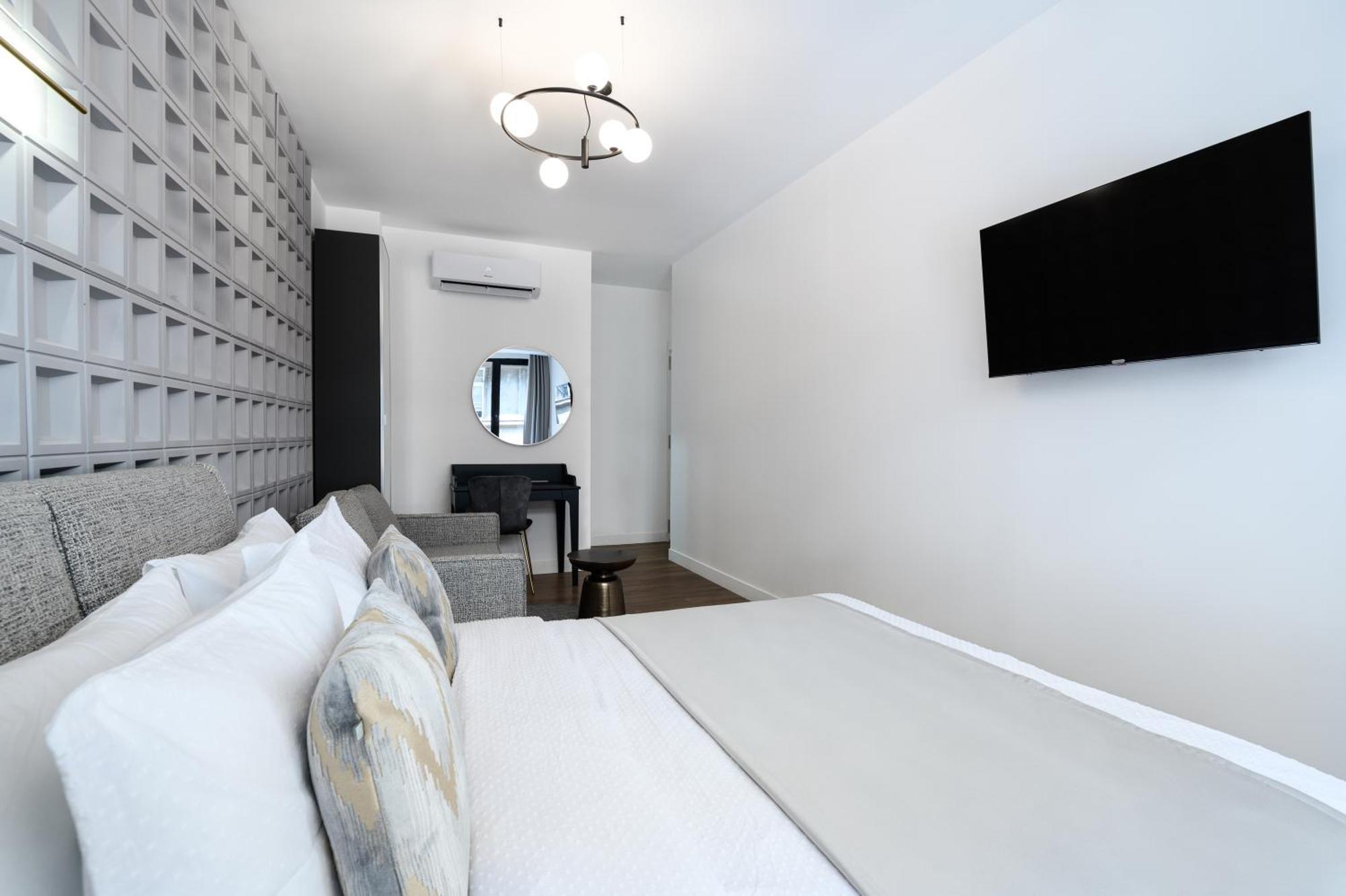 Urban Downtown Luxury Rooms And Suites Belgrado Quarto foto