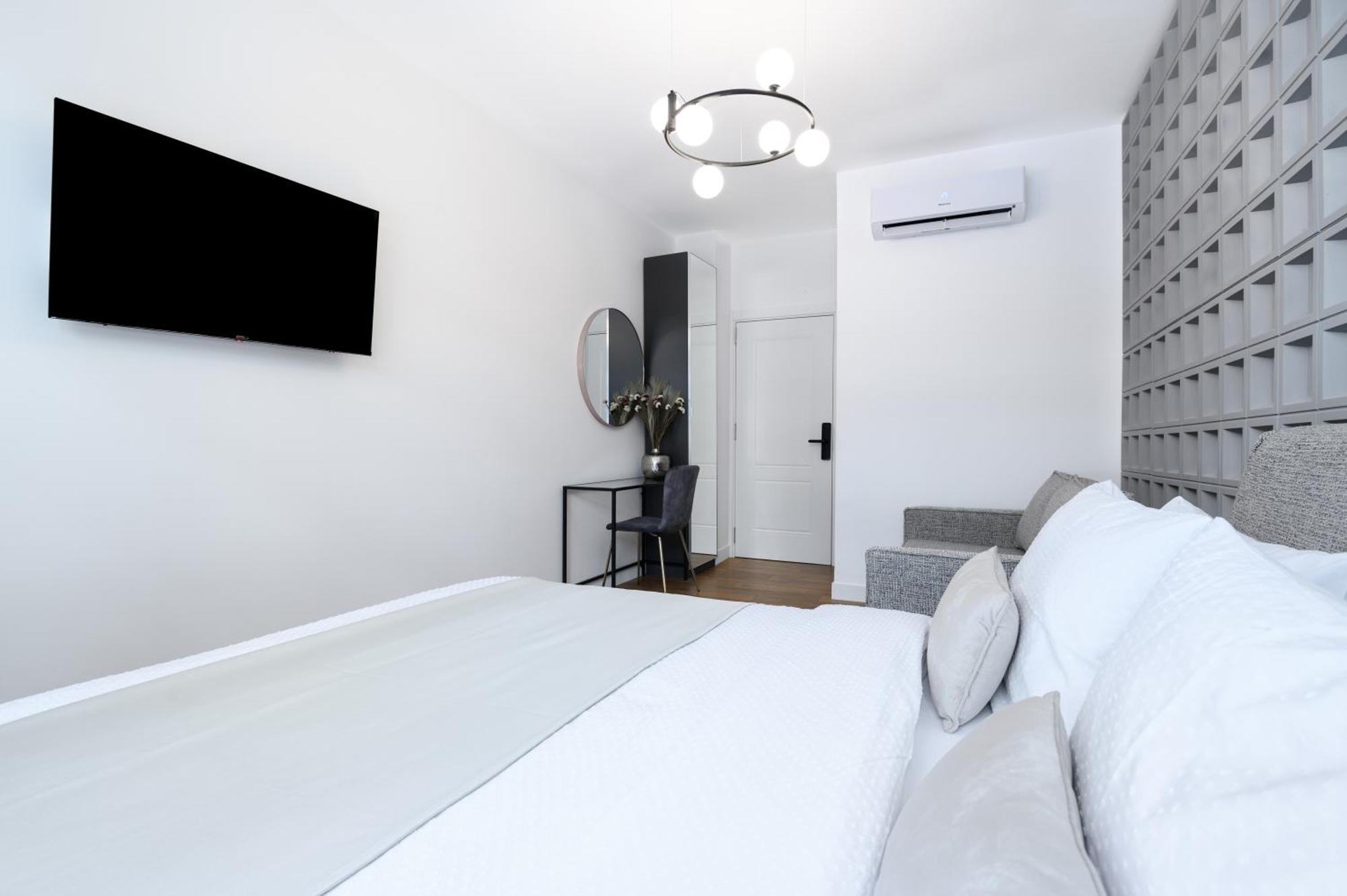 Urban Downtown Luxury Rooms And Suites Belgrado Exterior foto